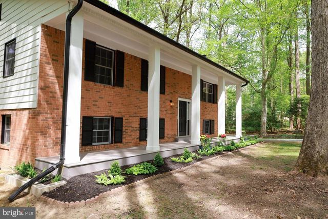 26530 FOREST HALL DR, Mechanicsville, MD 20659