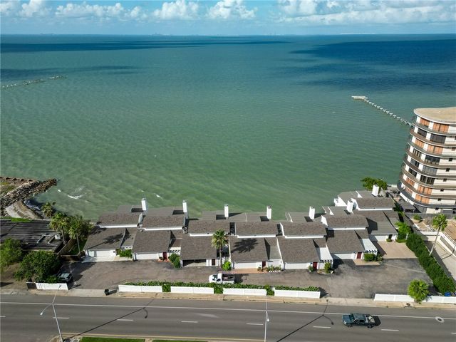 4454 Ocean Dr 4, Corpus Christi, TX 78412