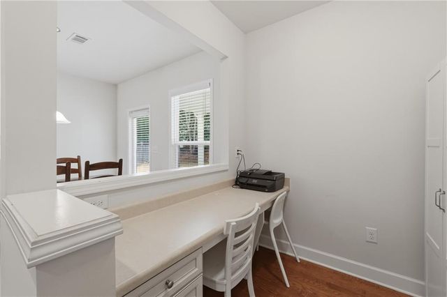 418 Spring View Drive, Woodstock, GA 30188