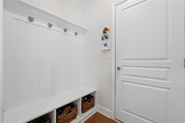 418 Spring View Drive, Woodstock, GA 30188