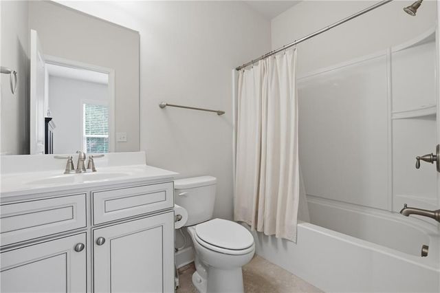 418 Spring View Drive, Woodstock, GA 30188