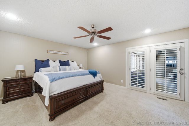 7135 S Columbia Avenue, Tulsa, OK 74136