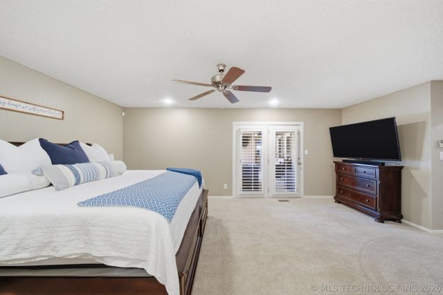 7135 S Columbia Avenue, Tulsa, OK 74136