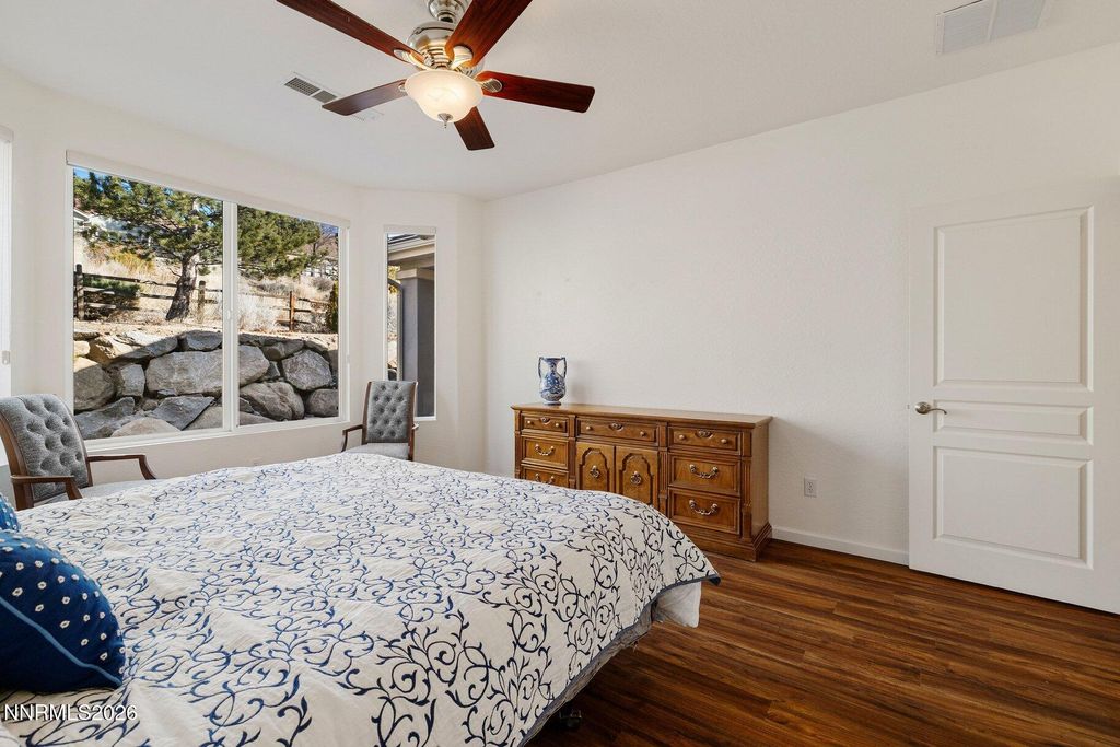 Image 12 of property listing at 9083 Cabin Creek Trail, Reno, NV 89523