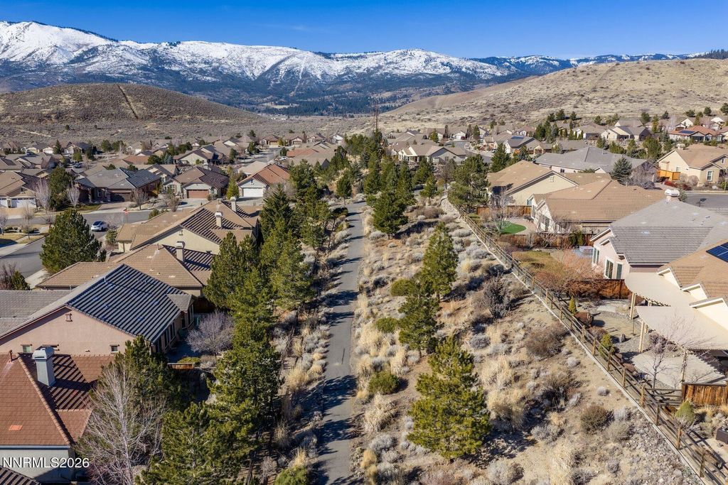 Image 26 of property listing at 9083 Cabin Creek Trail, Reno, NV 89523