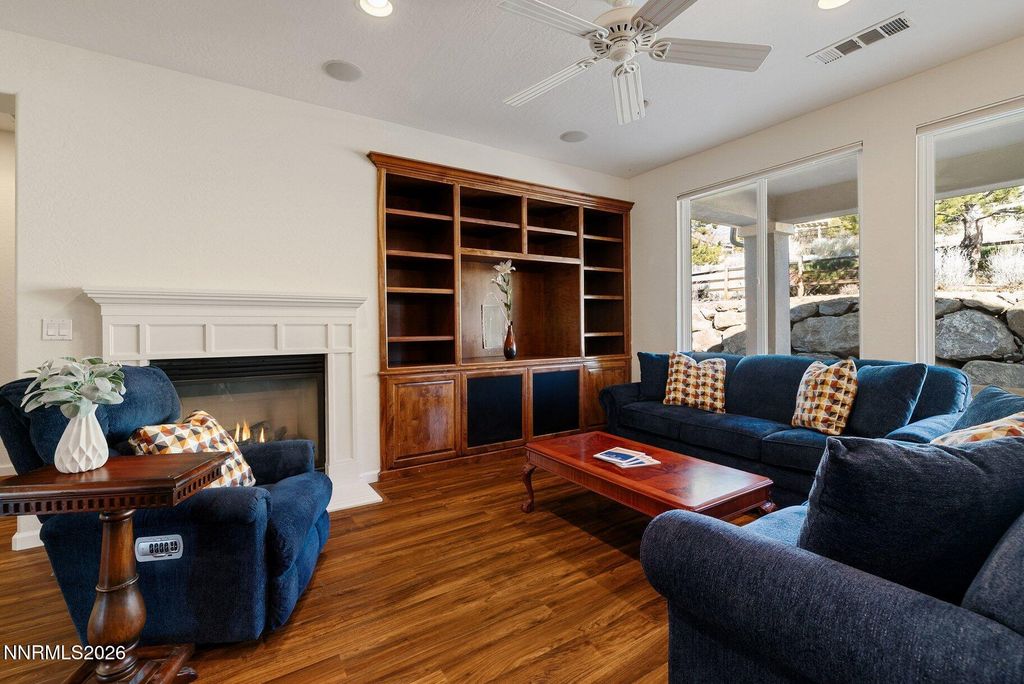 Image 9 of property listing at 9083 Cabin Creek Trail, Reno, NV 89523