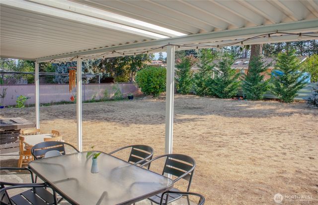 650 Jefferson Avenue NE, Renton, WA 98056