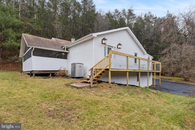 1940 NEWPORT ROAD, Newport, PA 17074