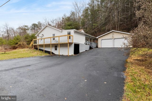 1940 NEWPORT ROAD, Newport, PA 17074
