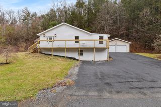 1940 NEWPORT ROAD, Newport, PA 17074