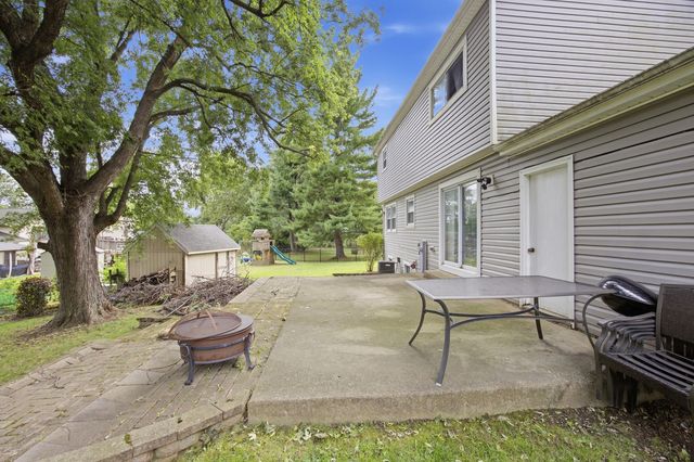 1419 N Madlock Court, Elgin, IL 60123