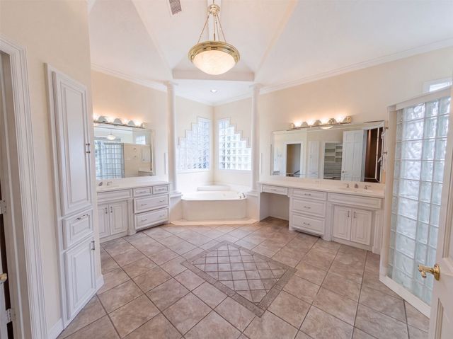 619 Edgewood Lane, Ovilla, TX 75154