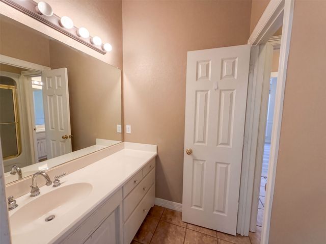 619 Edgewood Lane, Ovilla, TX 75154