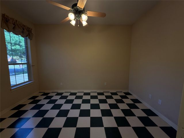 619 Edgewood Lane, Ovilla, TX 75154