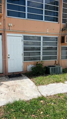 19080 NE 3rd Court 307, Miami, FL 33179
