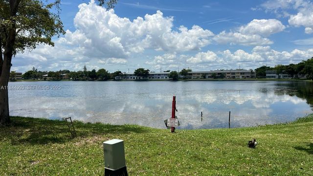 19080 NE 3rd Court 307, Miami, FL 33179
