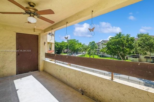 8860 SW 123rd Ct K305, Miami, FL 33186