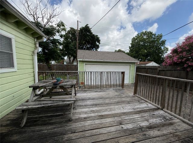 4649 Cheryl Dr, Corpus Christi, TX 78415
