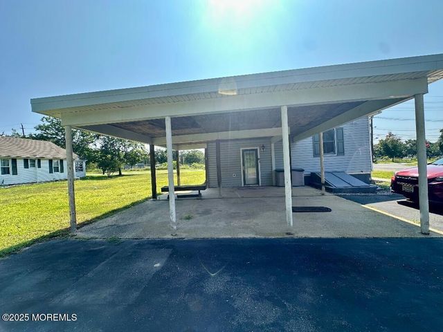 200 Manchester Boulevard, Whiting, NJ 08759