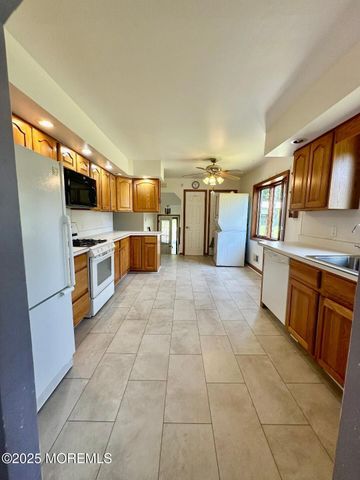 200 Manchester Boulevard, Whiting, NJ 08759
