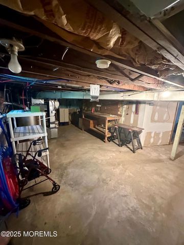 200 Manchester Boulevard, Whiting, NJ 08759