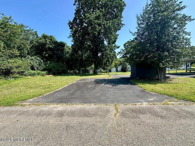 200 Manchester Boulevard, Whiting, NJ 08759