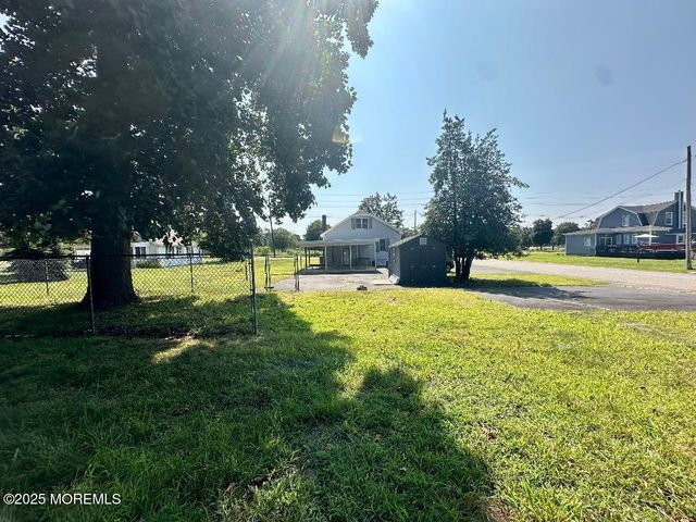 200 Manchester Boulevard, Whiting, NJ 08759