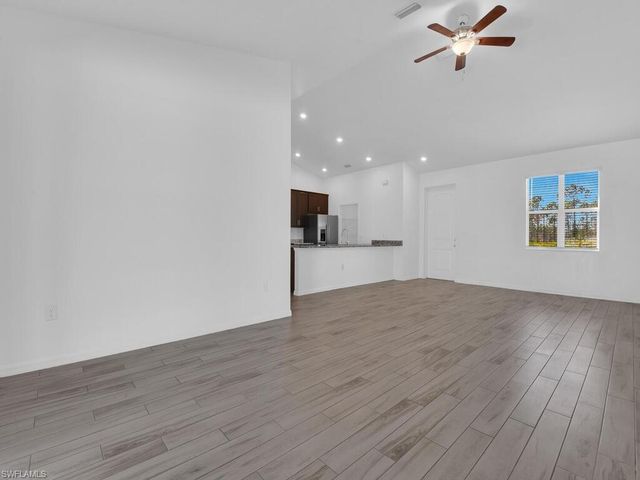 4129 Andalusia BLVD, Cape Coral, FL 33909