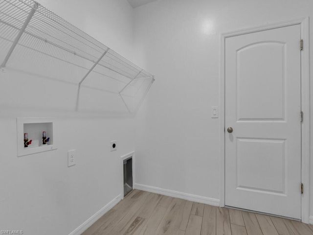 4129 Andalusia BLVD, Cape Coral, FL 33909