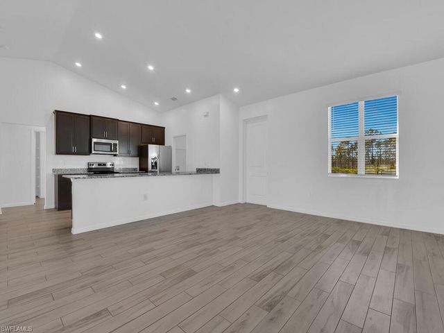 4129 Andalusia BLVD, Cape Coral, FL 33909