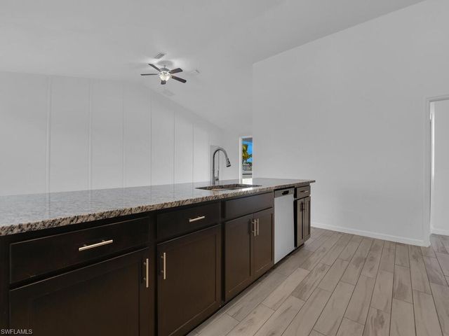 4129 Andalusia BLVD, Cape Coral, FL 33909