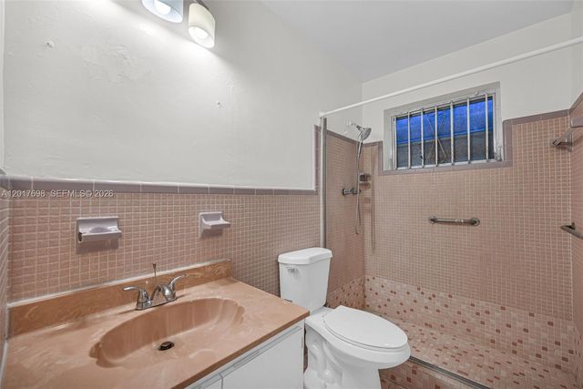 244 NW 43rd St 0, Miami, FL 33127