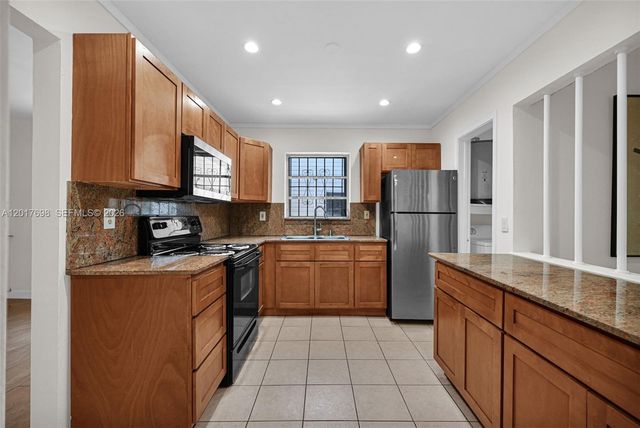 244 NW 43rd St 0, Miami, FL 33127