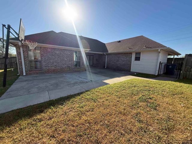 2310 Gayle, Mt Pleasant, TX 75455