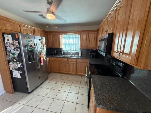 2310 Gayle, Mt Pleasant, TX 75455