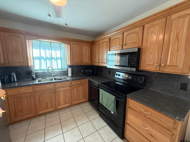 2310 Gayle, Mt Pleasant, TX 75455