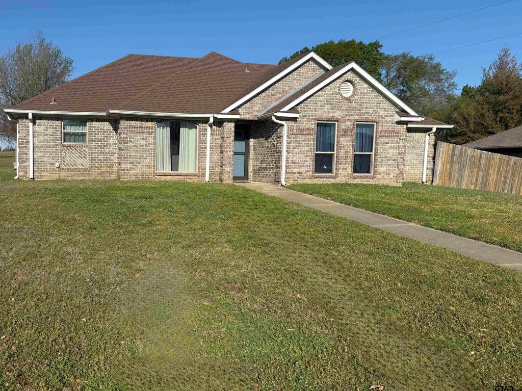 2310 Gayle, Mt Pleasant, TX 75455