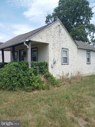 132 EAST BLVD, Glassboro, NJ 08028