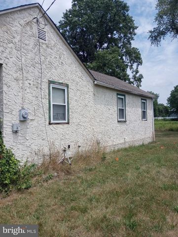 132 EAST BLVD, Glassboro, NJ 08028