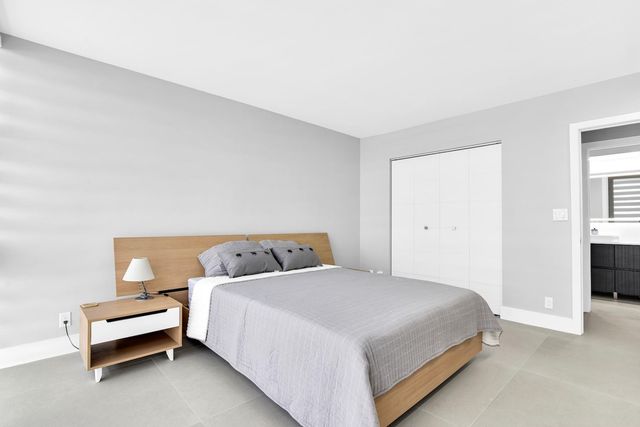 2701 N Ocean Blvd 15B, Fort Lauderdale, FL 33308