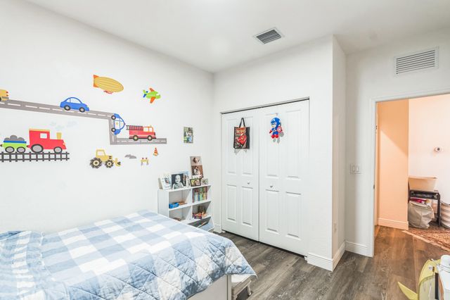 230 NE 208th Terrace 230, North Miami Beach, FL 33179