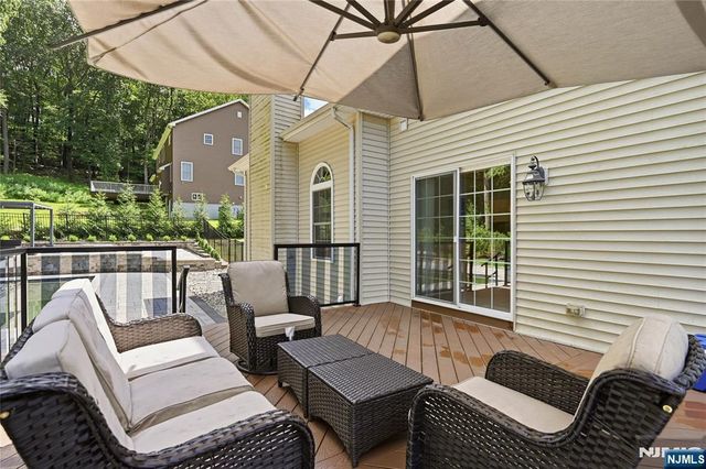 5 Jared Place, Mount Olive Township, NJ 07828
