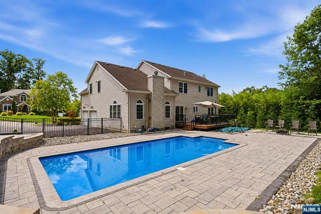 5 Jared Place, Mount Olive Township, NJ 07828