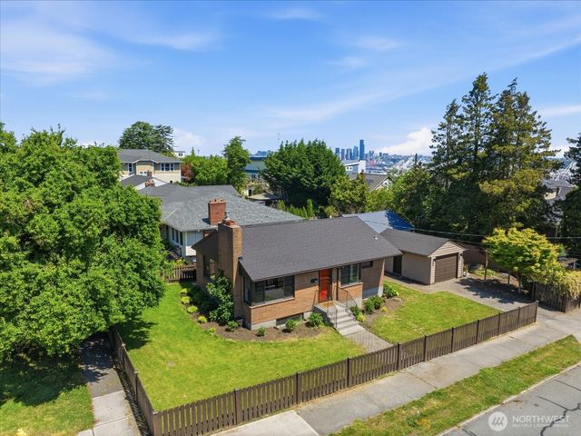 3514 SW Manning Street, Seattle, WA 98126