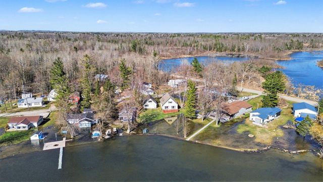 5986 Birchwood Drive, Hale, MI 48739