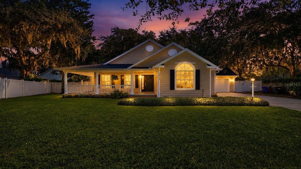 2213 LANGE STREET, Kissimmee, FL 34744
