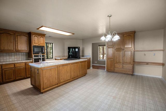 5307 Pine Ridge Dr, Grizzly Flats, CA 95636