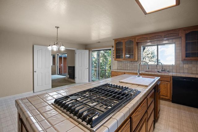 5307 Pine Ridge Dr, Grizzly Flats, CA 95636