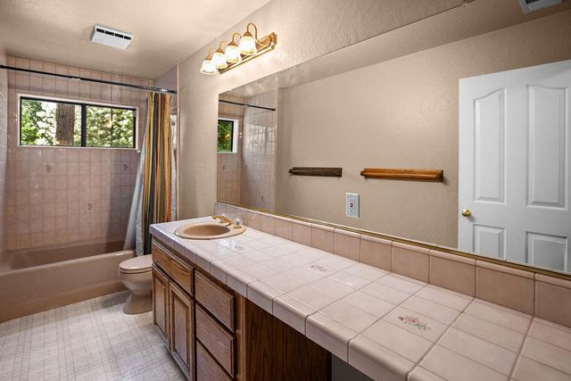 5307 Pine Ridge Dr, Grizzly Flats, CA 95636