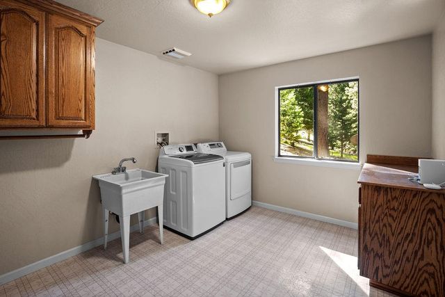 5307 Pine Ridge Dr, Grizzly Flats, CA 95636